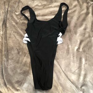 Swim suit/bathing suit (S)